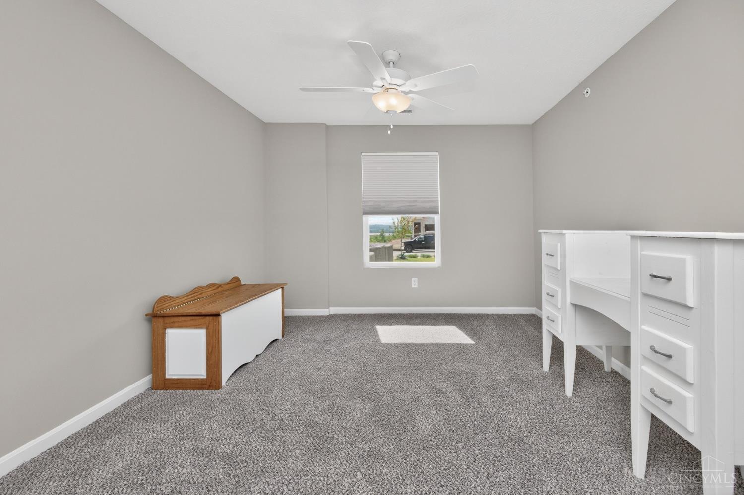 405 Bethpage Way Property Photo 13