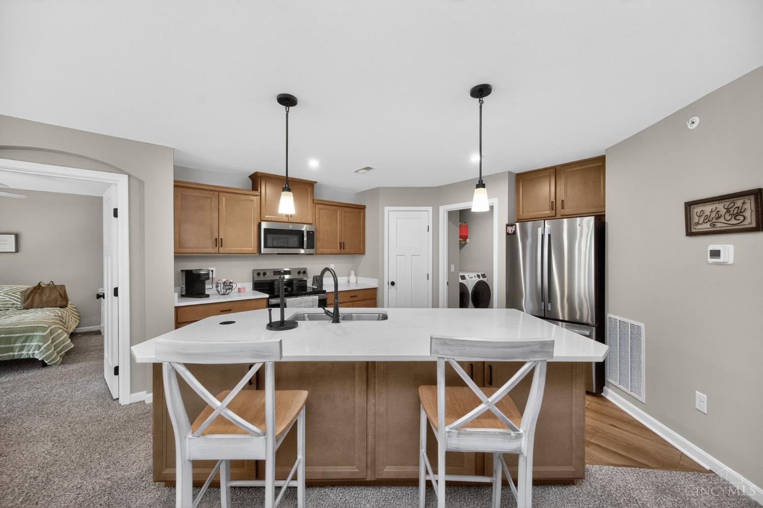 405 Bethpage Way Property Photo 19