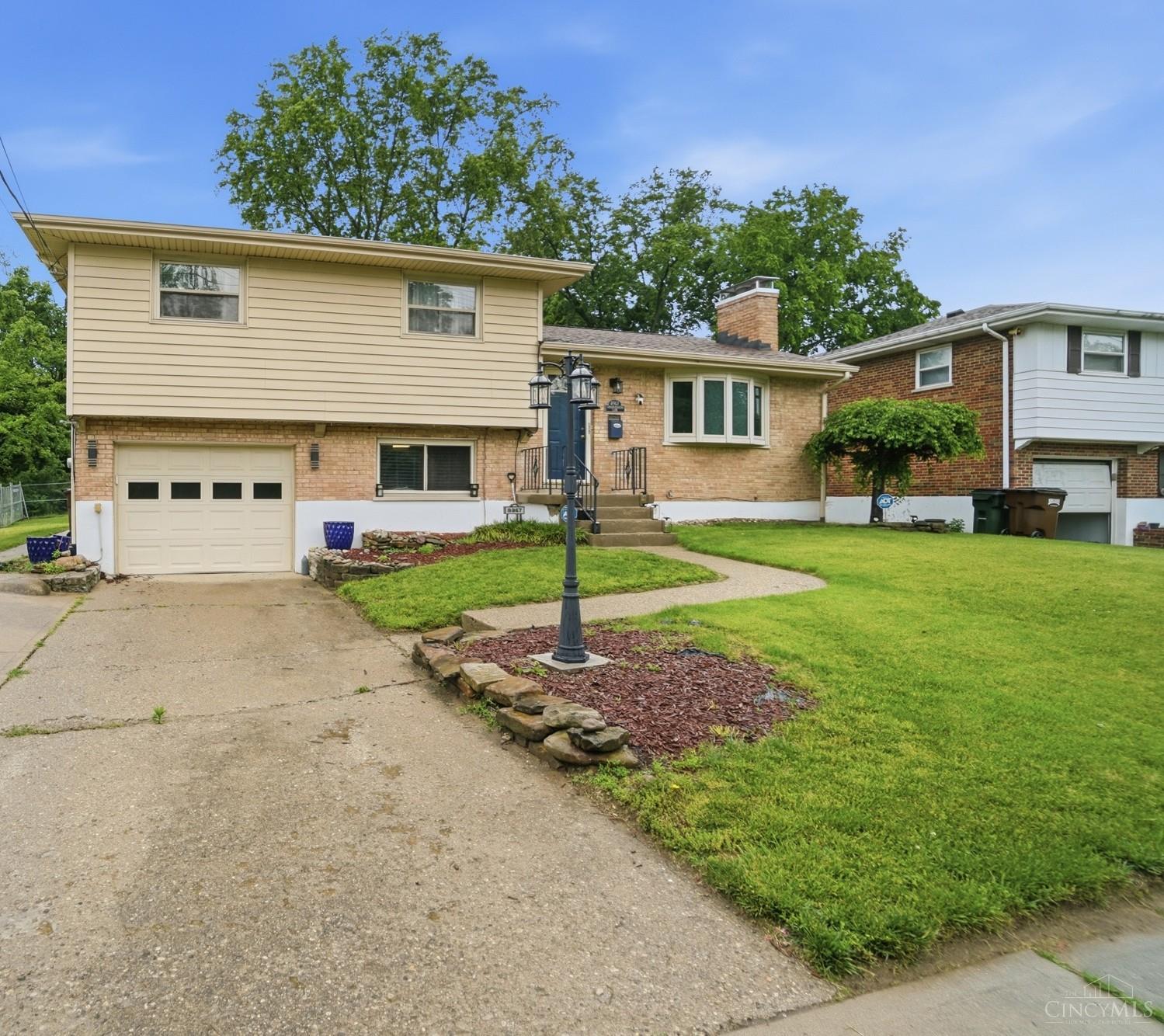 8967 Cherry Blossom Lane Property Photo 1