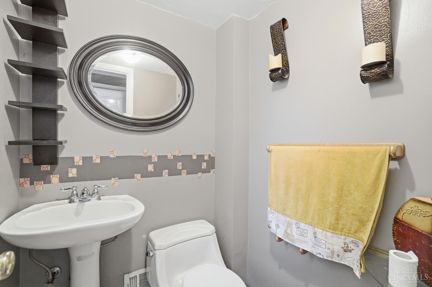 8967 Cherry Blossom Lane Property Photo 12