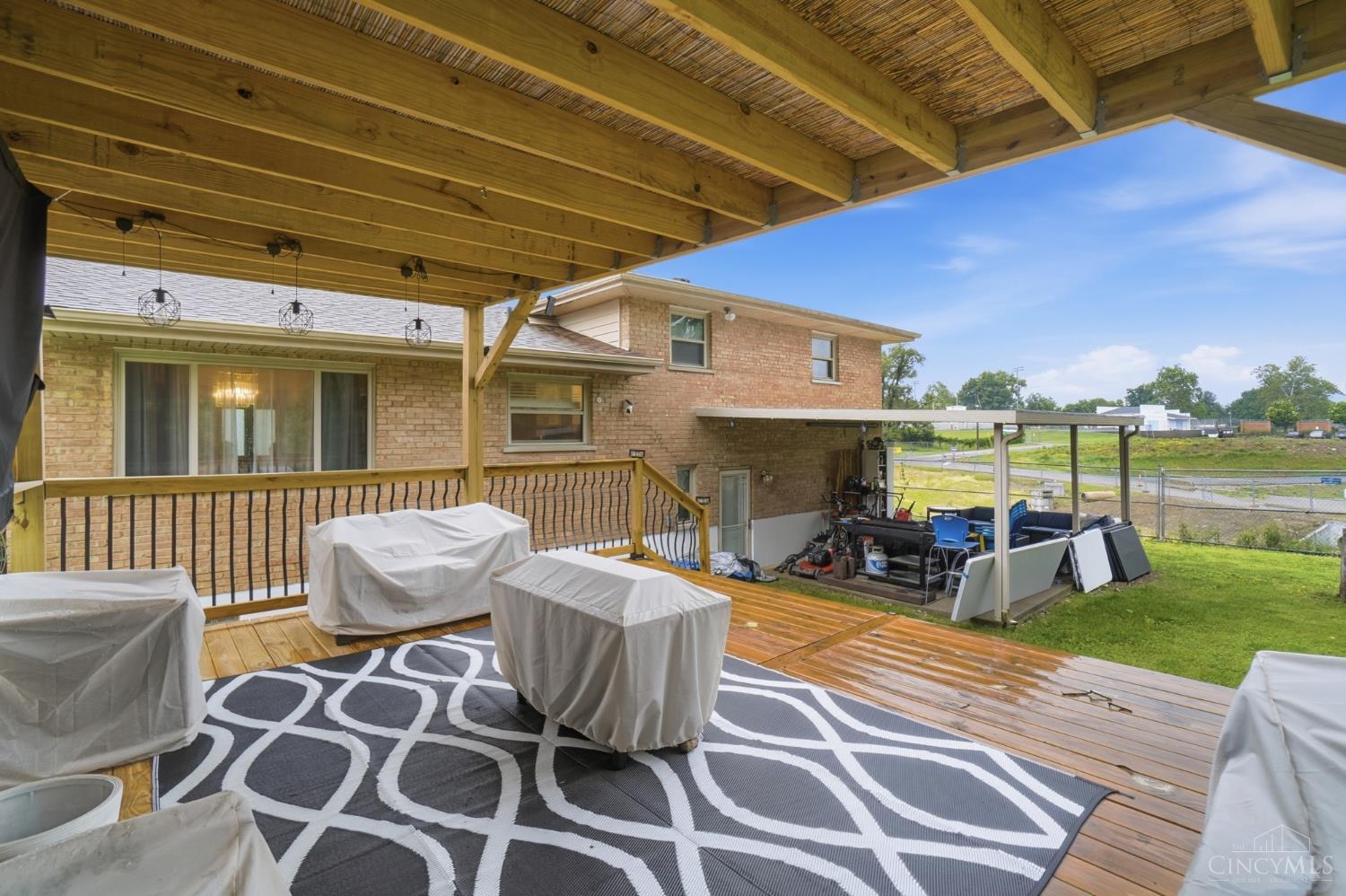 8967 Cherry Blossom Lane Property Photo 18