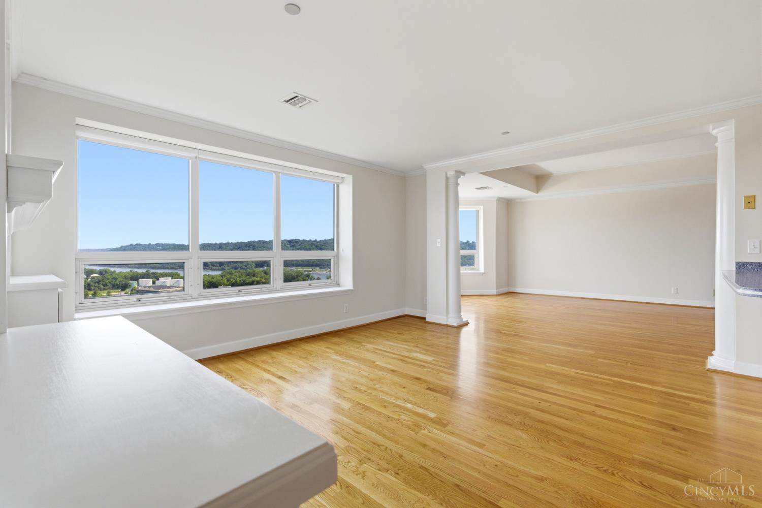 3435 Golden Avenue Property Photo 6