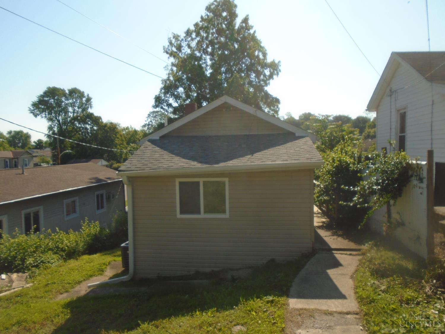 1823 Parrish Avenue Property Photo 4