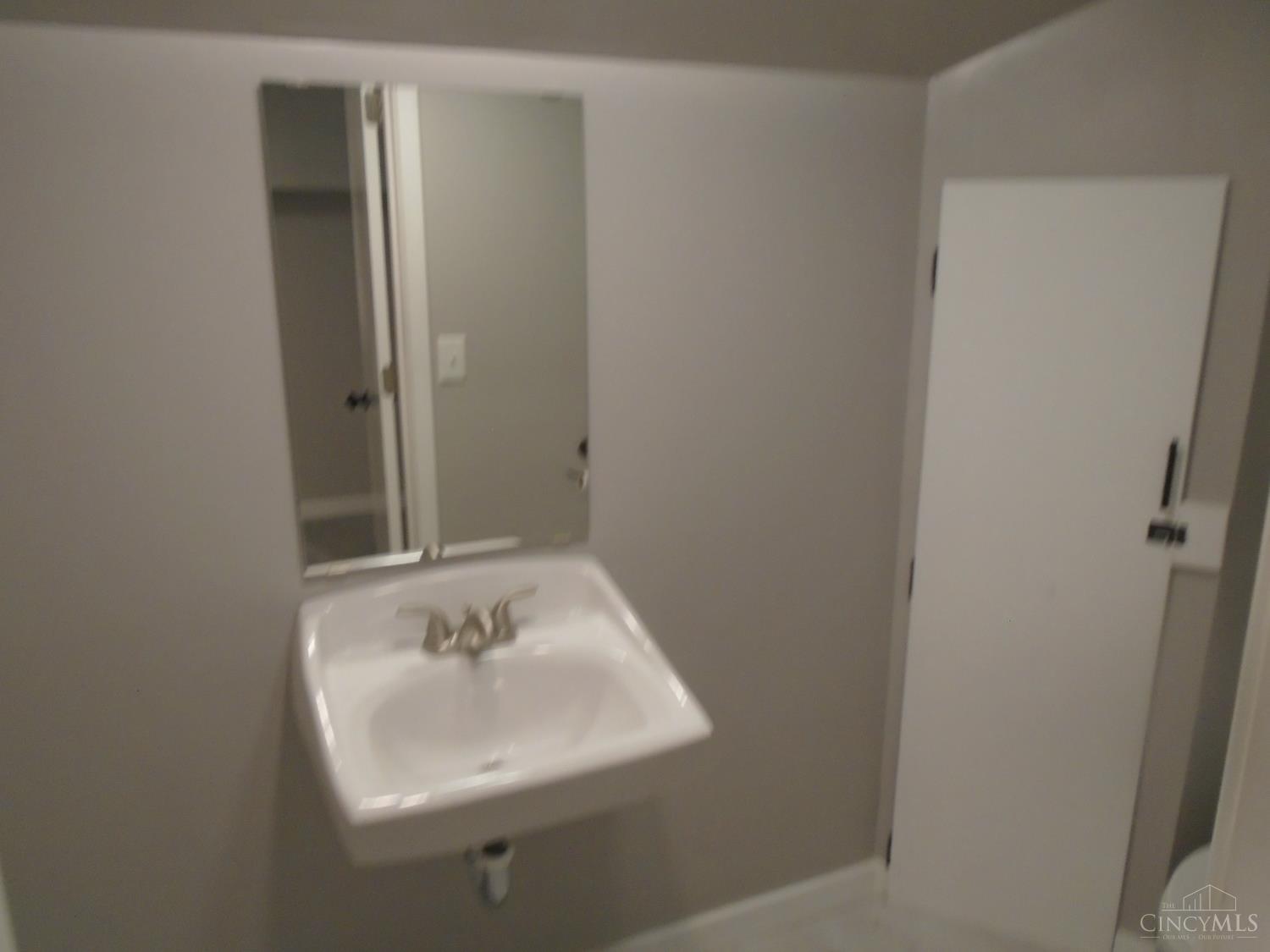 1823 Parrish Avenue Property Photo 7