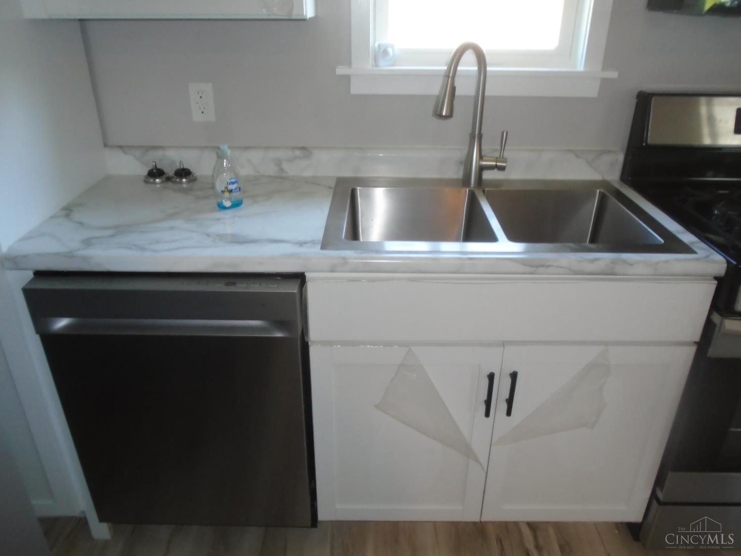 1823 Parrish Avenue Property Photo 16