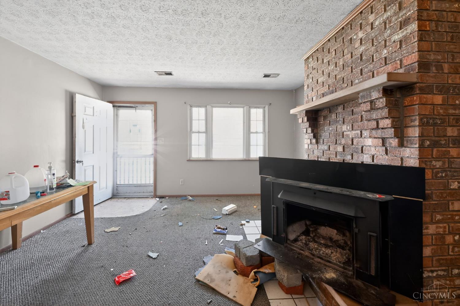 1752 Waldo Drive Property Photo 10