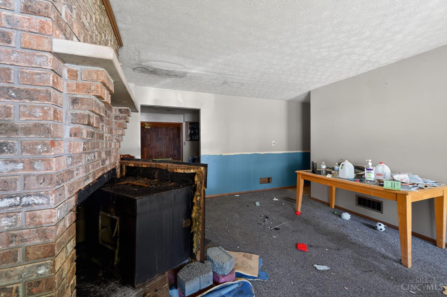 1752 Waldo Drive Property Photo 11