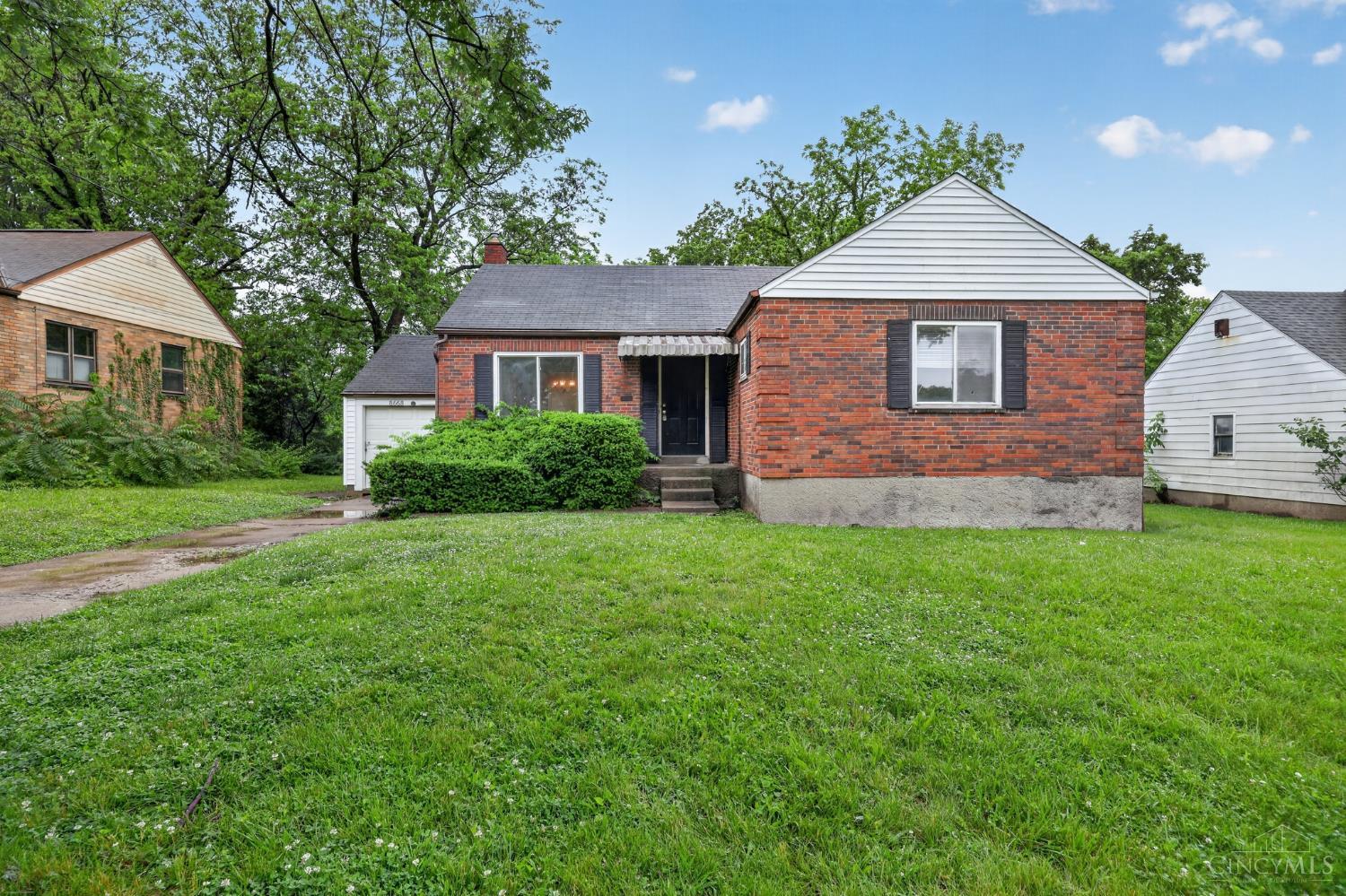 8668 Daly Road Property Photo 1