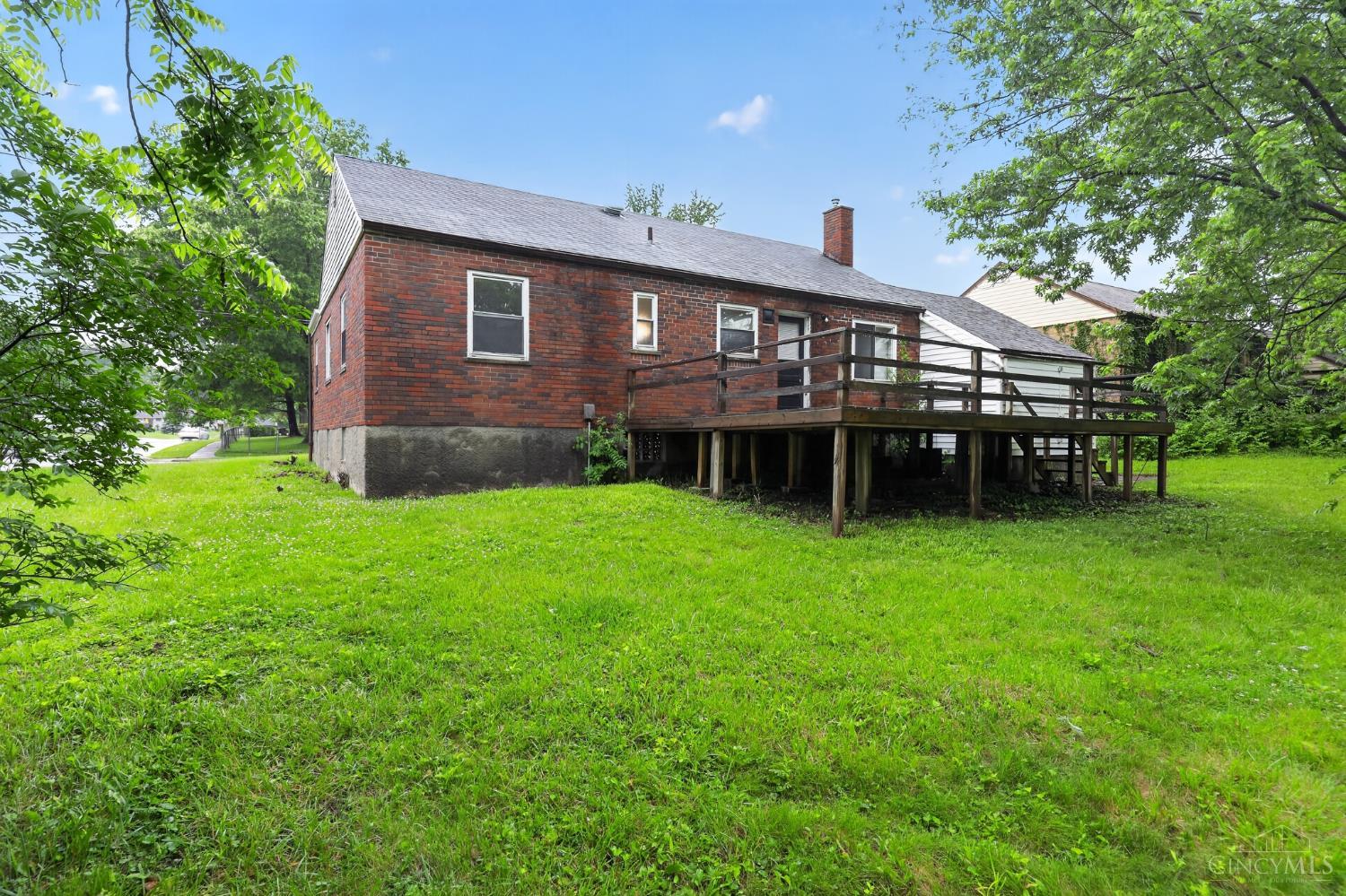 8668 Daly Road Property Photo 2