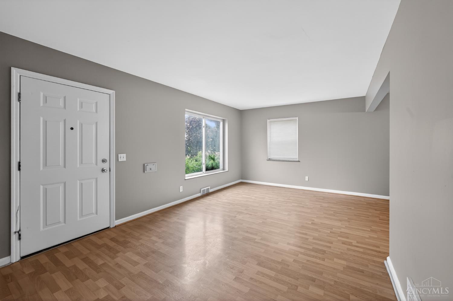 8668 Daly Road Property Photo 3