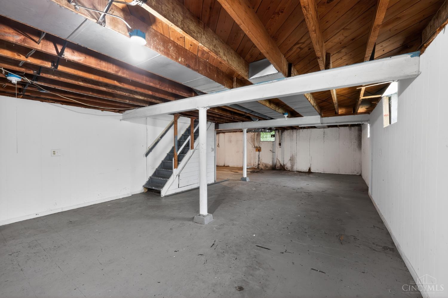 8668 Daly Road Property Photo 29