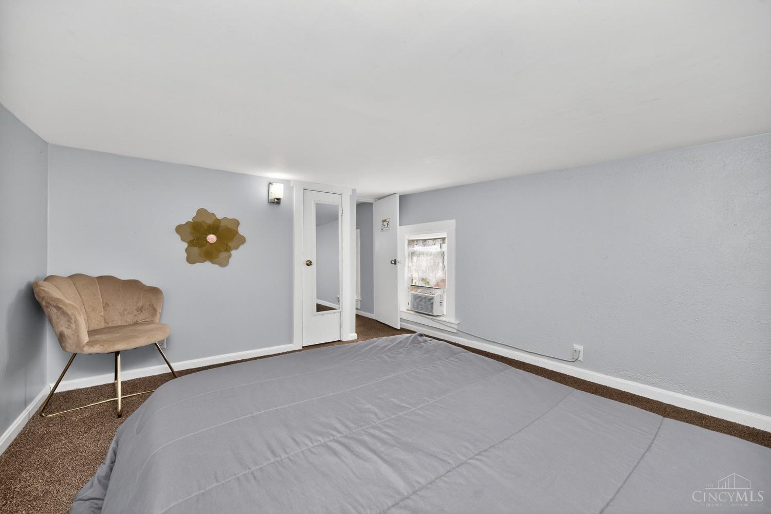 819 Summit Avenue Property Photo 17