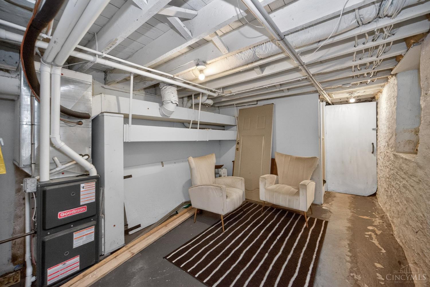 819 Summit Avenue Property Photo 18