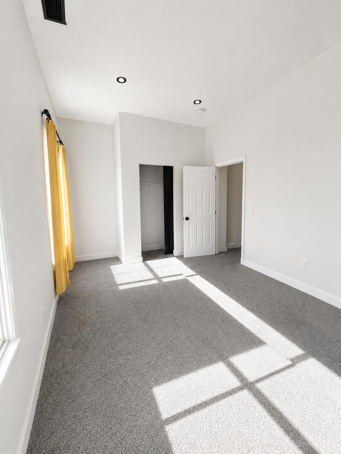 518 Forest Avenue Property Photo 18