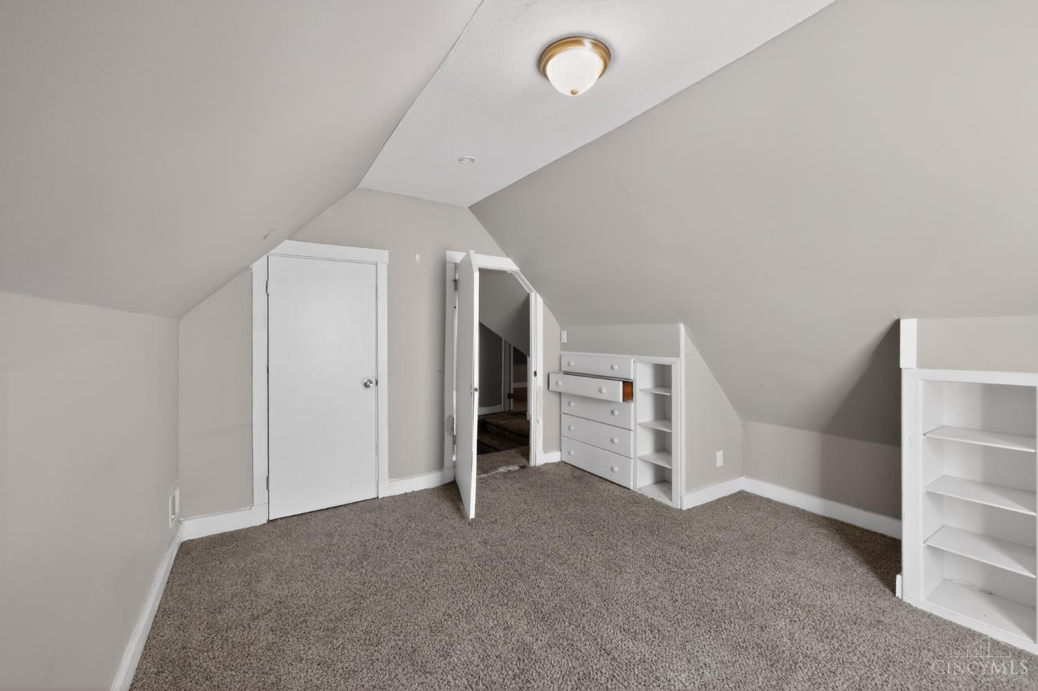 3845 Olivette Avenue Property Photo 8