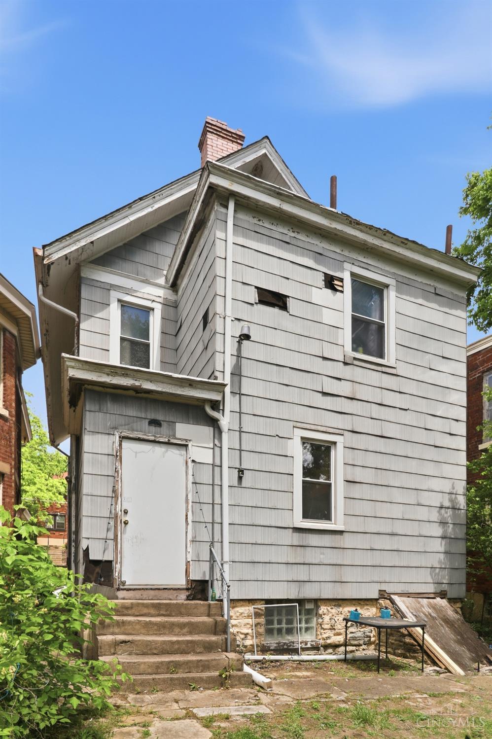 219 Atkinson Street Property Photo 51