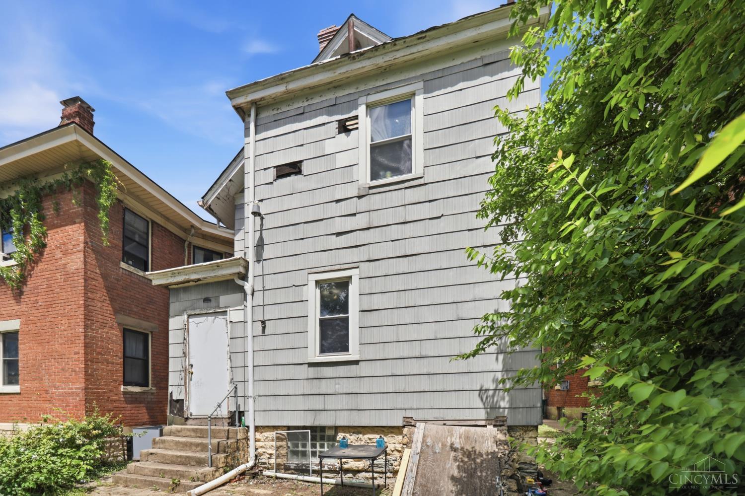 219 Atkinson Street Property Photo 52