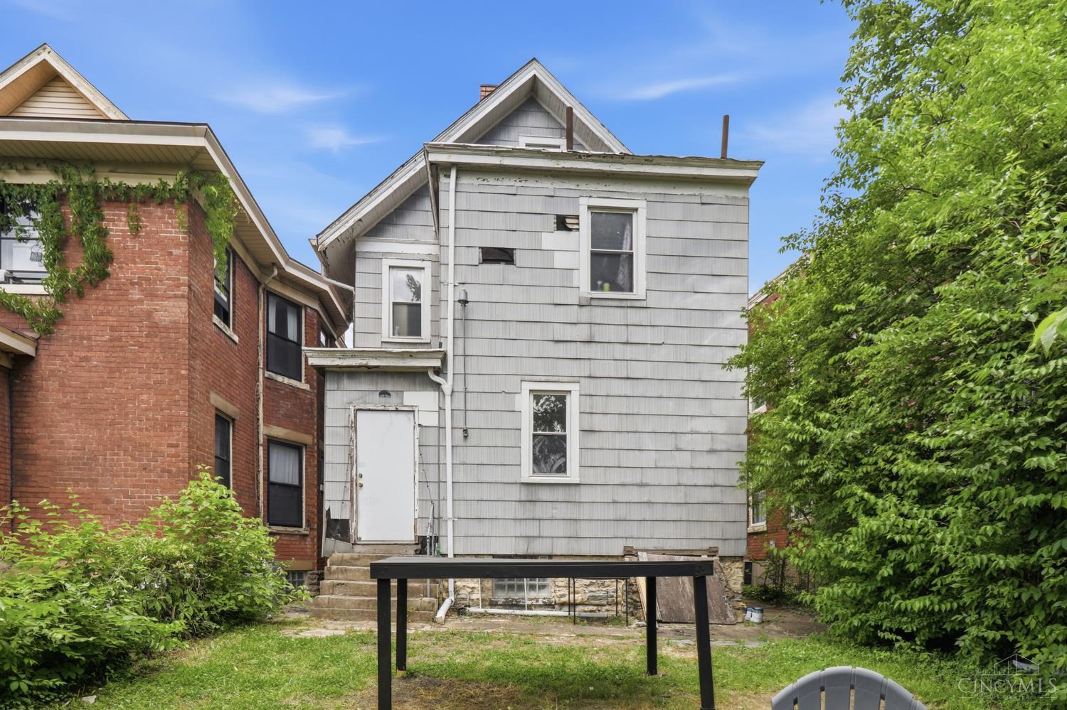 219 Atkinson Street Property Photo 54