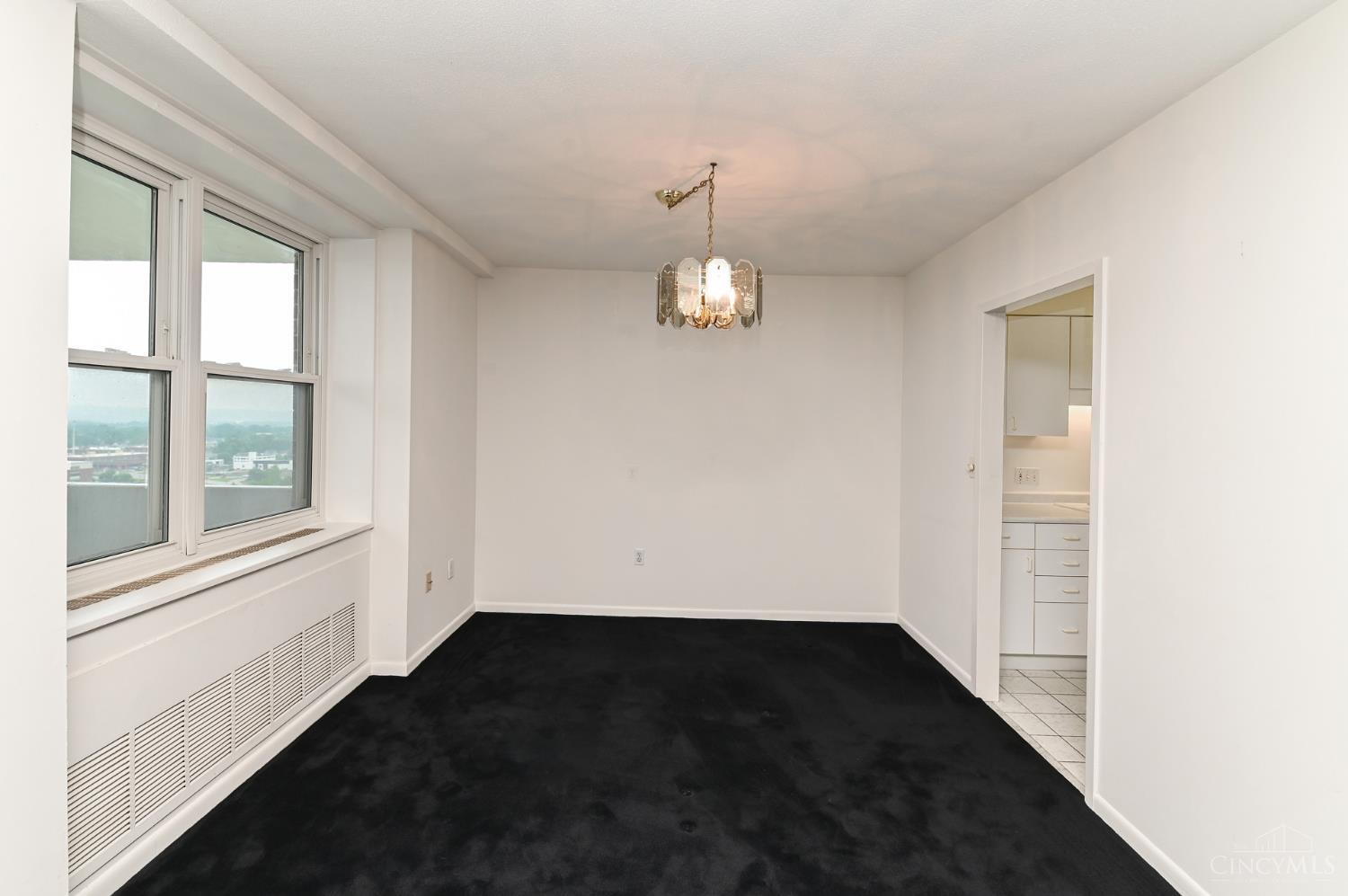 2444 Madison Road Property Photo 14