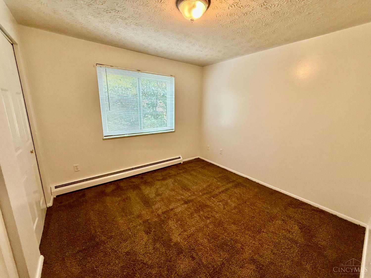 3527 Werk Road Property Photo 6