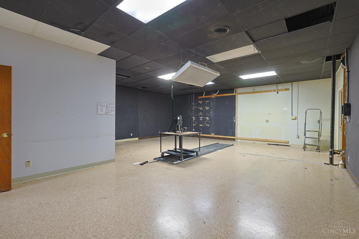 2108 Central Parkway Property Photo 41