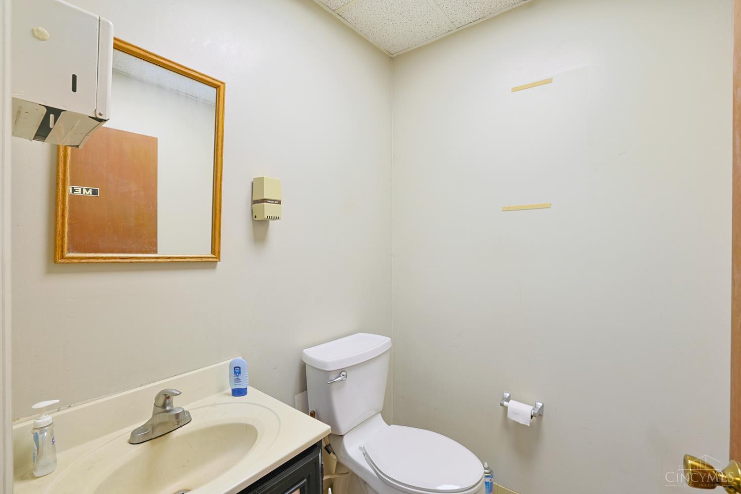 2108 Central Parkway Property Photo 45