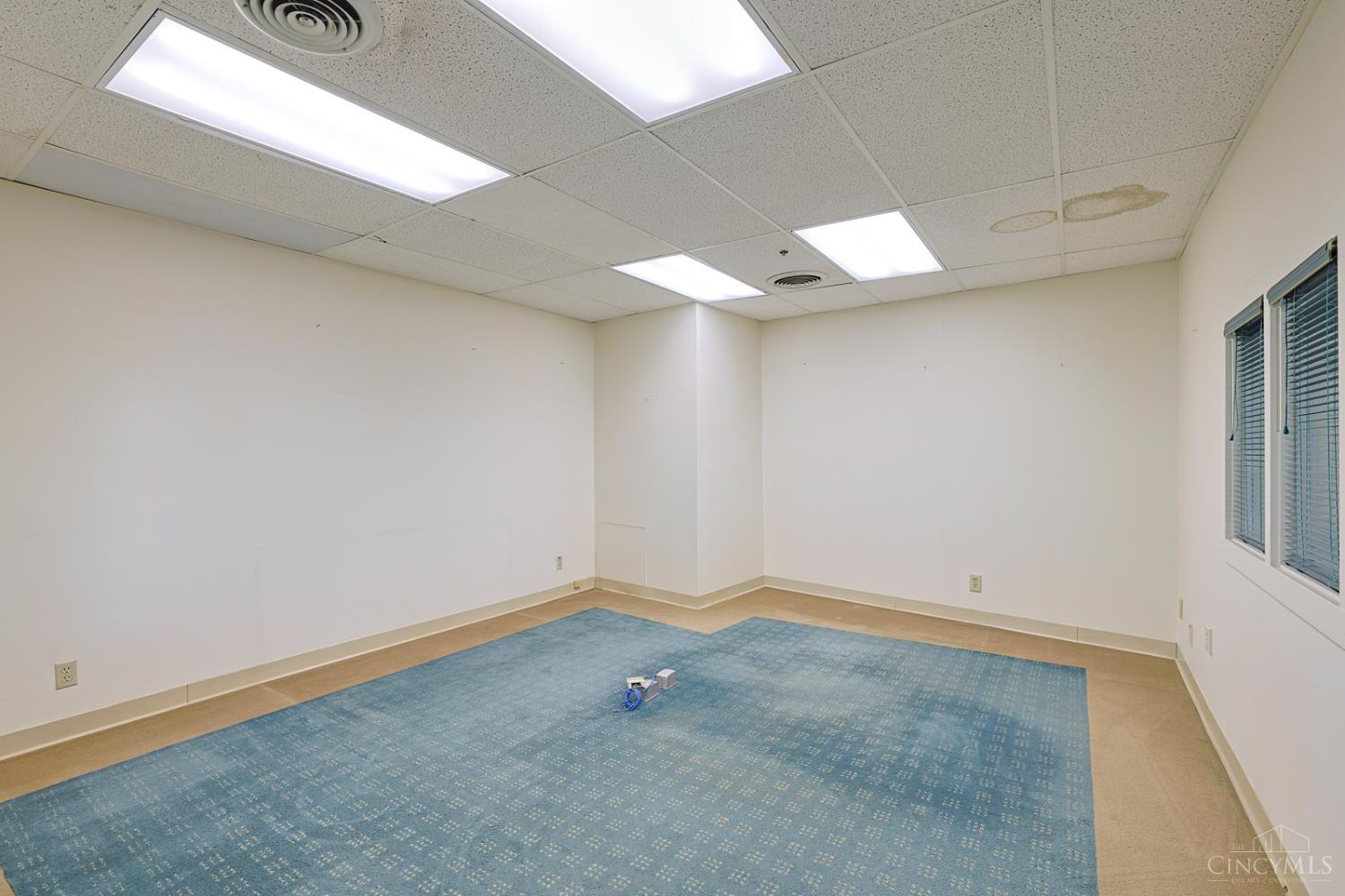 2108 Central Parkway Property Photo 46
