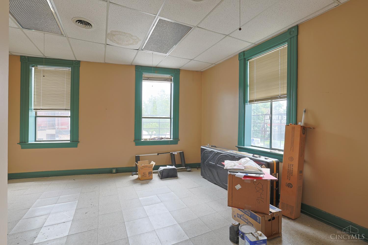 2108 Central Parkway Property Photo 62