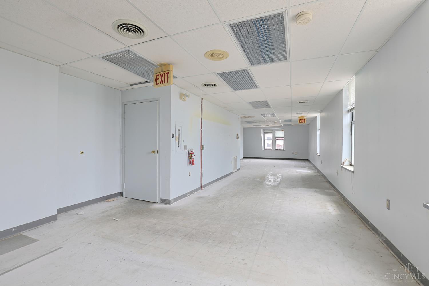 2108 Central Parkway Property Photo 65