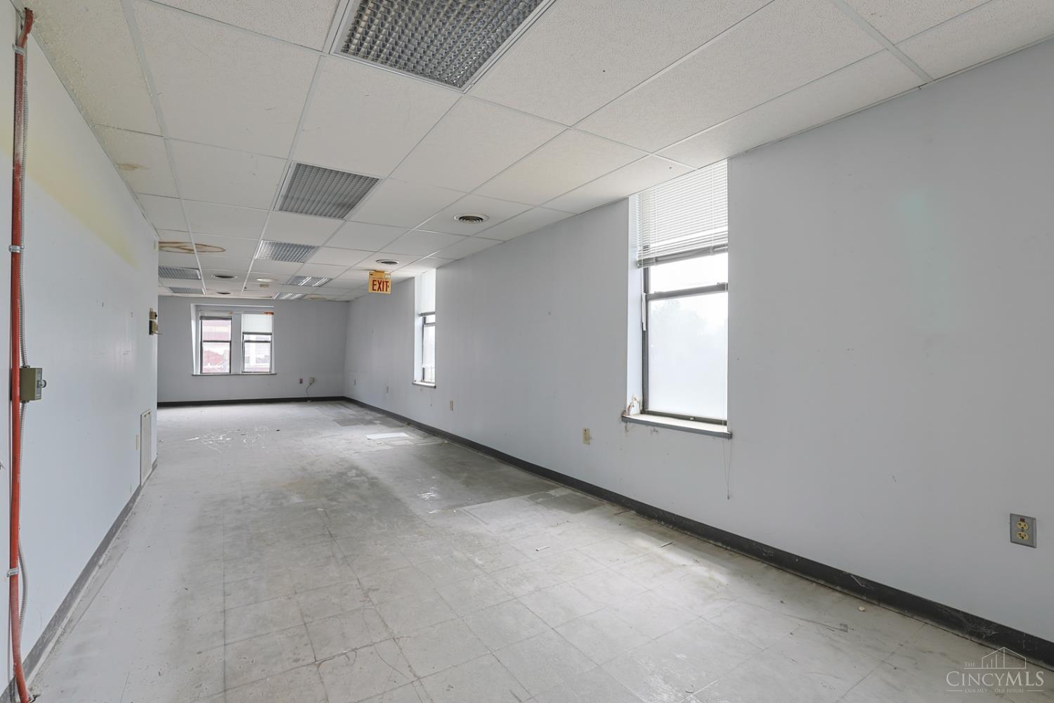 2108 Central Parkway Property Photo 66