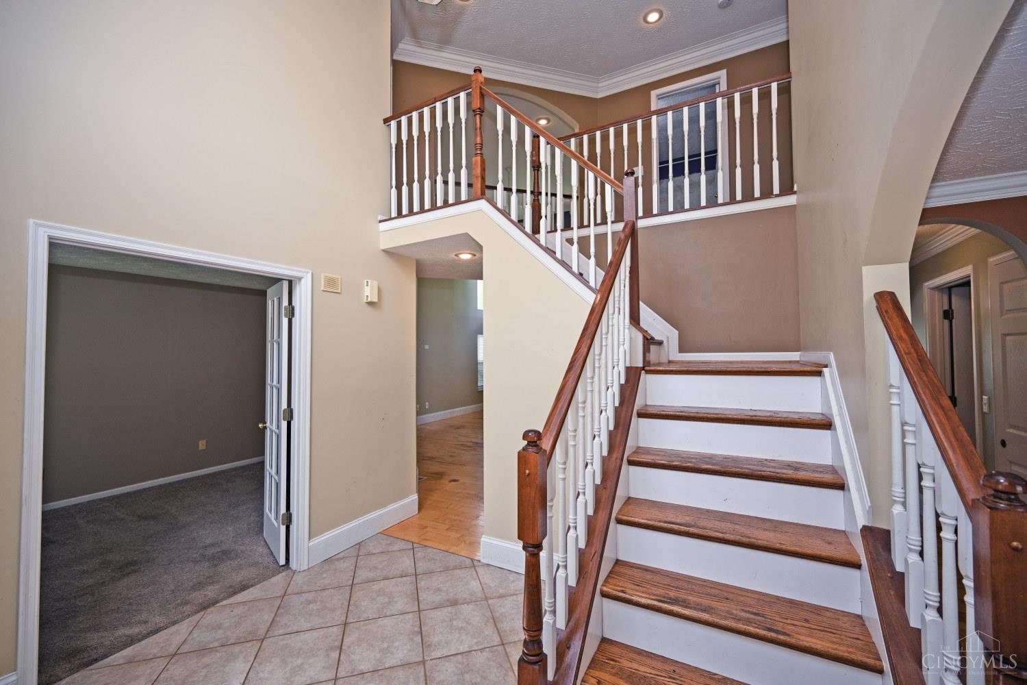 1208 Parkside Drive Property Photo 5