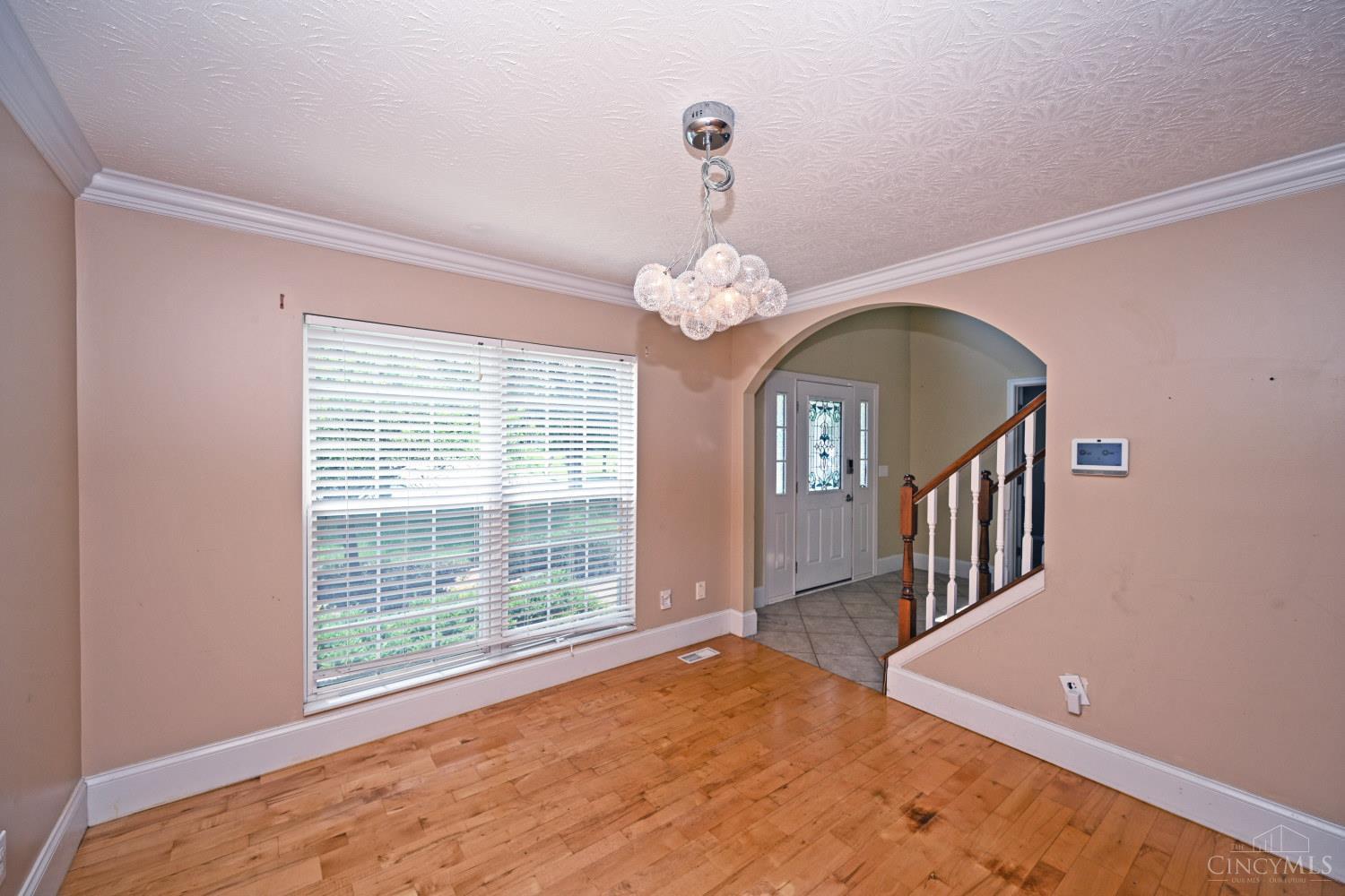 1208 Parkside Drive Property Photo 8