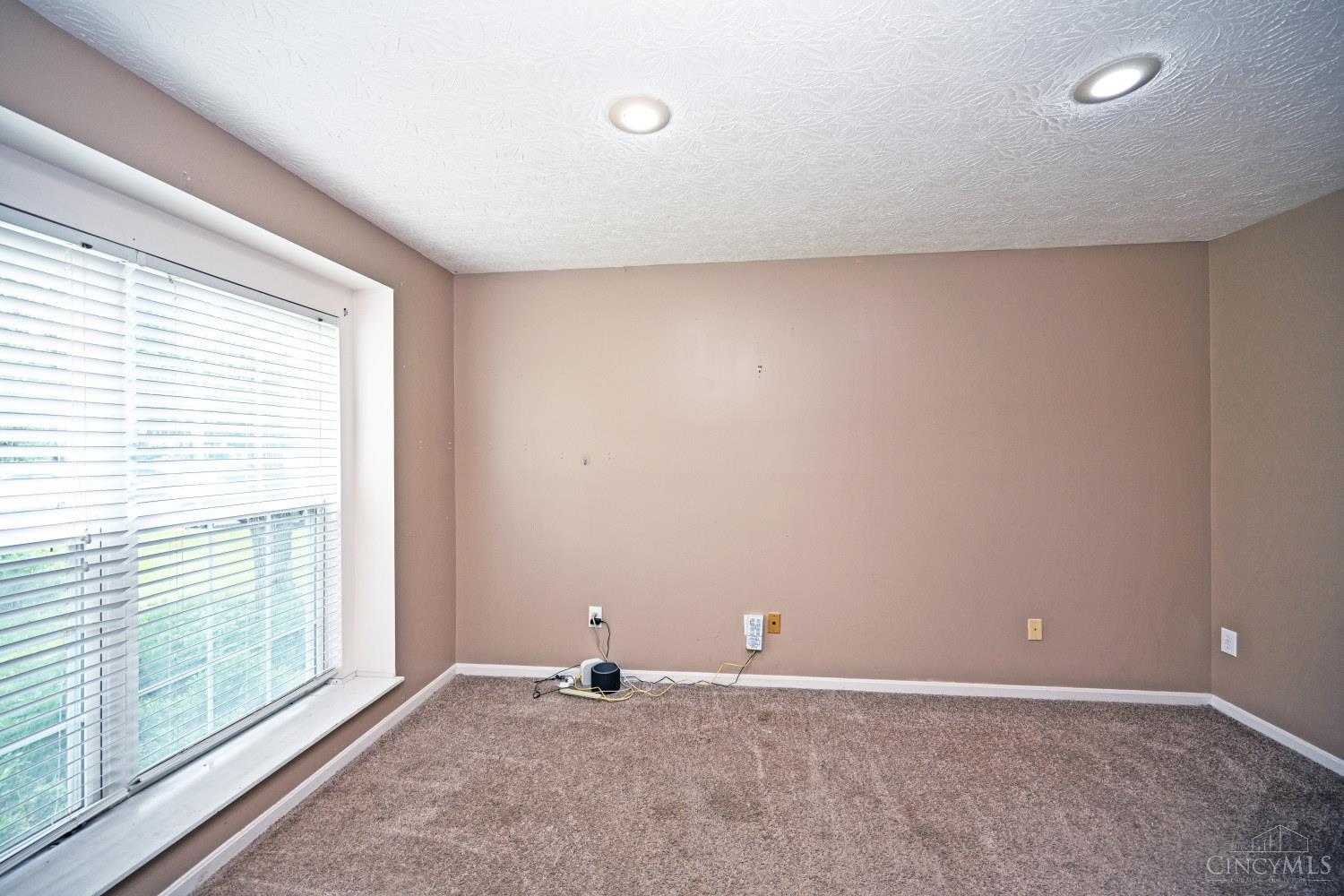 1208 Parkside Drive Property Photo 22