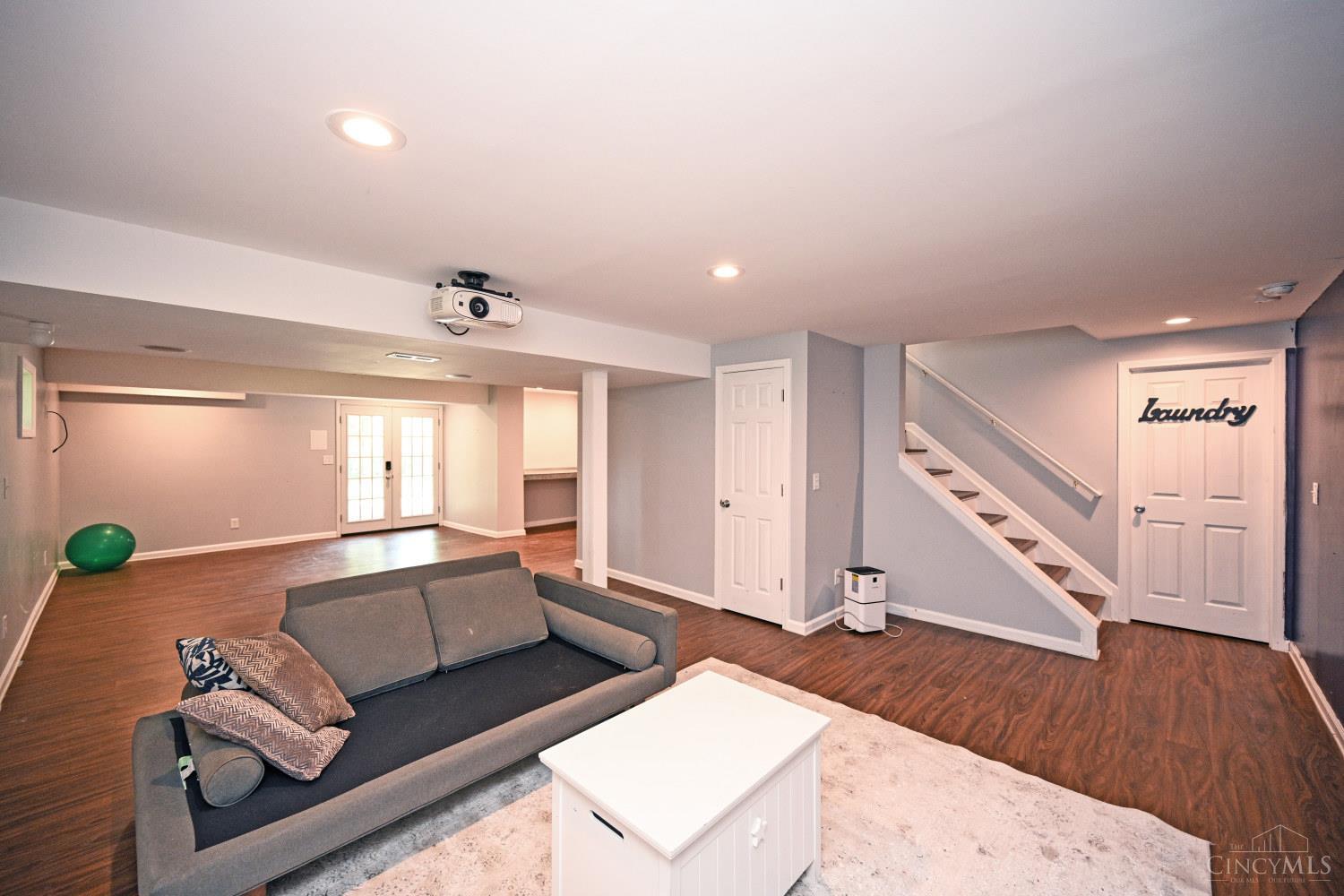 1208 Parkside Drive Property Photo 42
