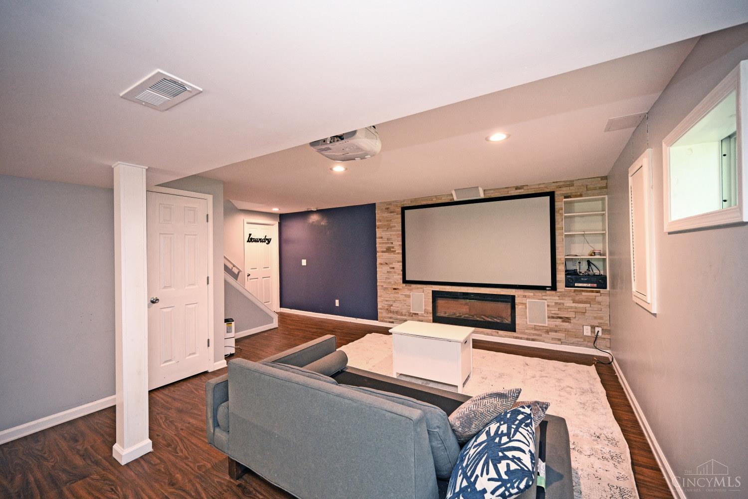 1208 Parkside Drive Property Photo 43