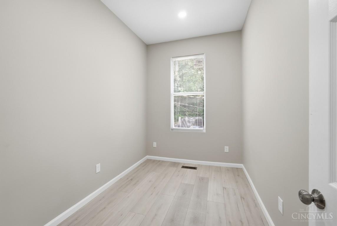 634 Tafel Street Property Photo 23