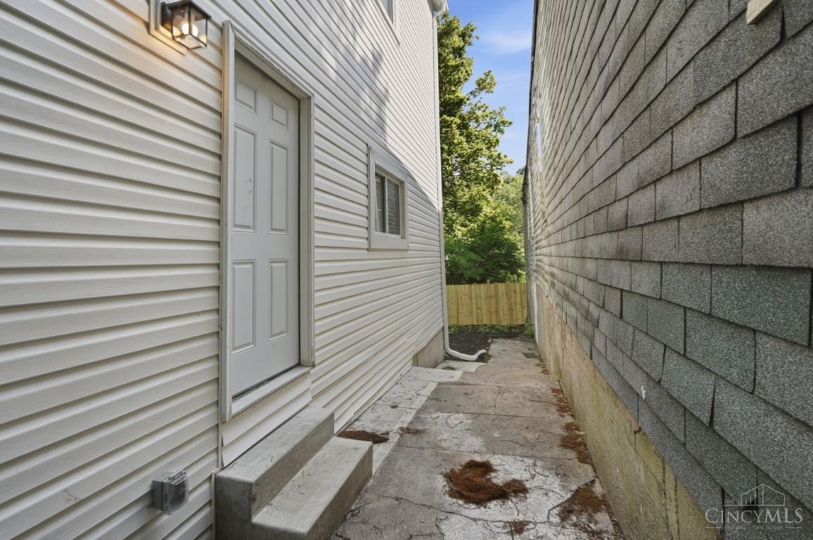 634 Tafel Street Property Photo 41
