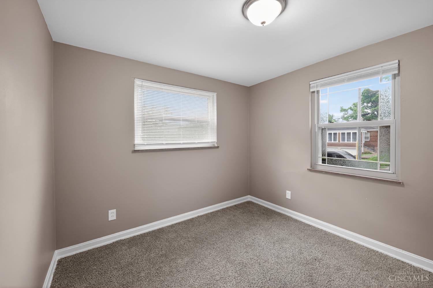 6331 Stover Avenue Property Photo 8