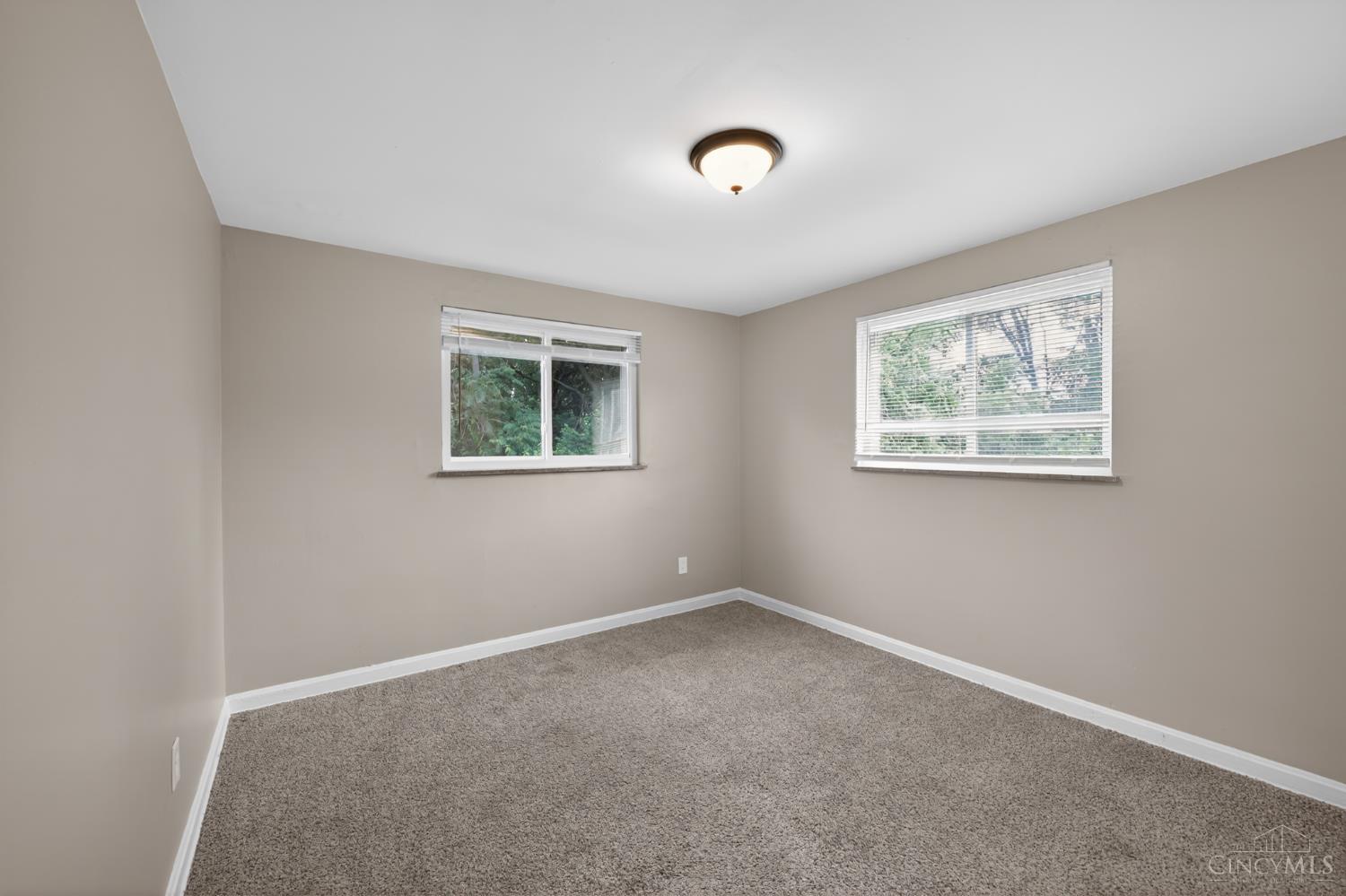 6331 Stover Avenue Property Photo 9