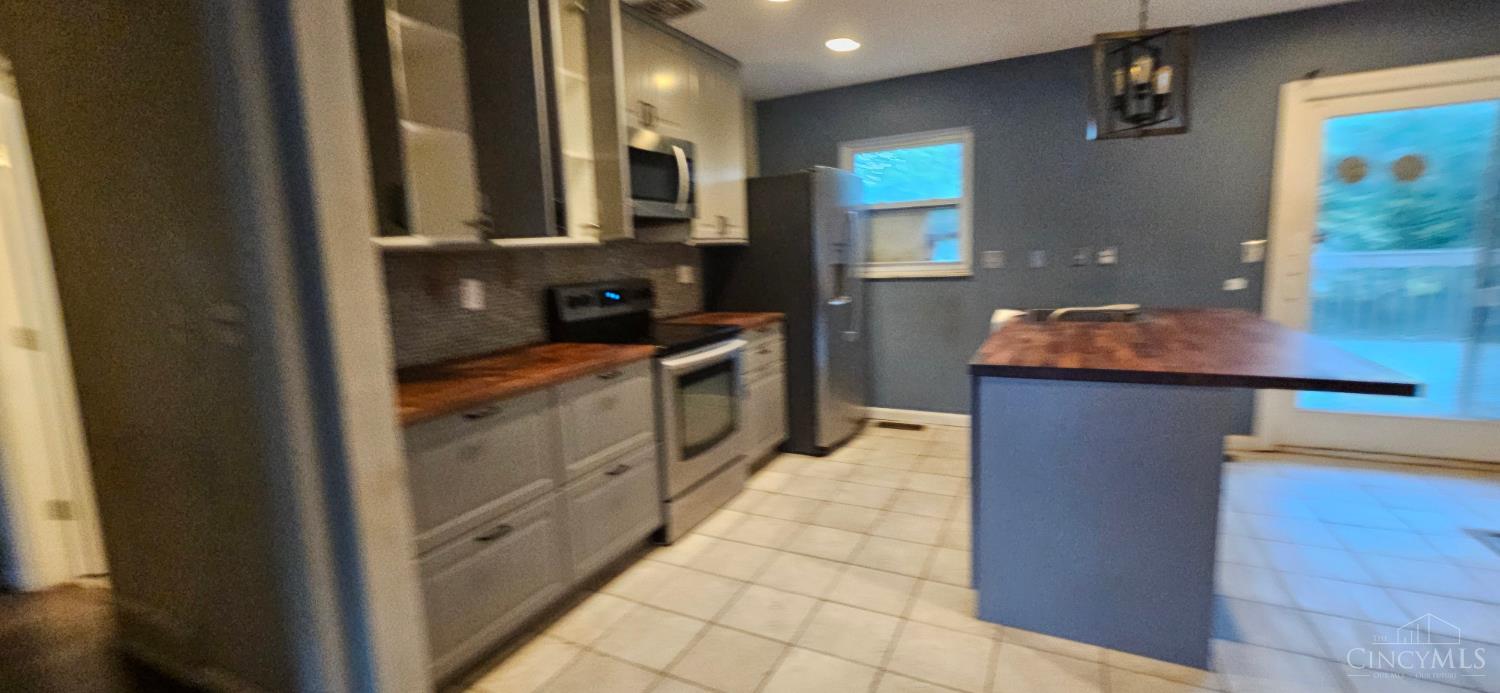 1149 Lanette Drive Property Photo 4