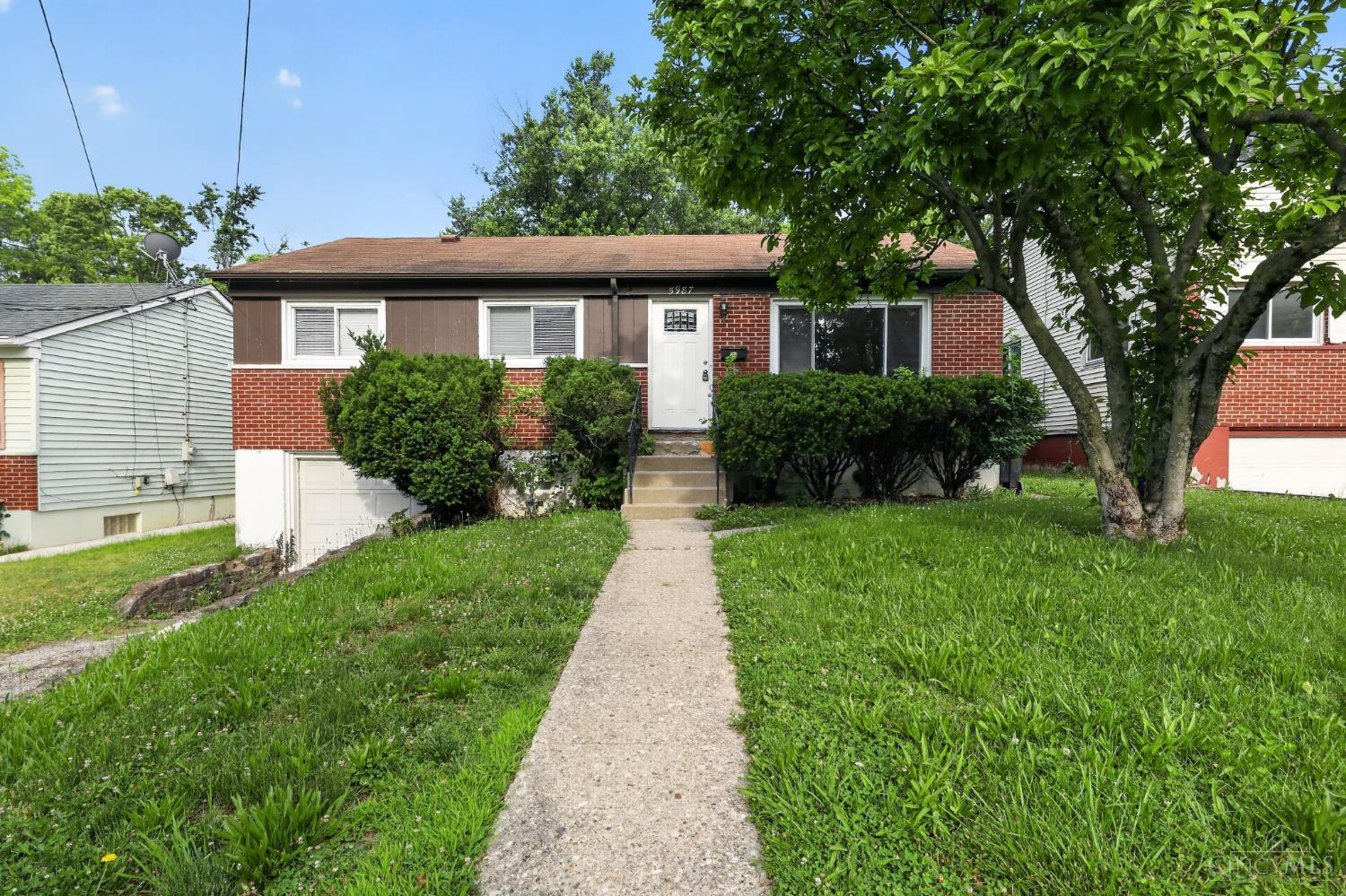 5987 Sunridge Drive Property Photo 1
