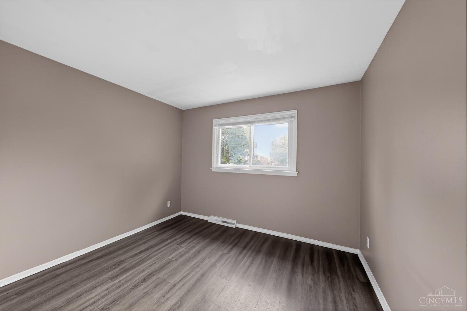 5987 Sunridge Drive Property Photo 19