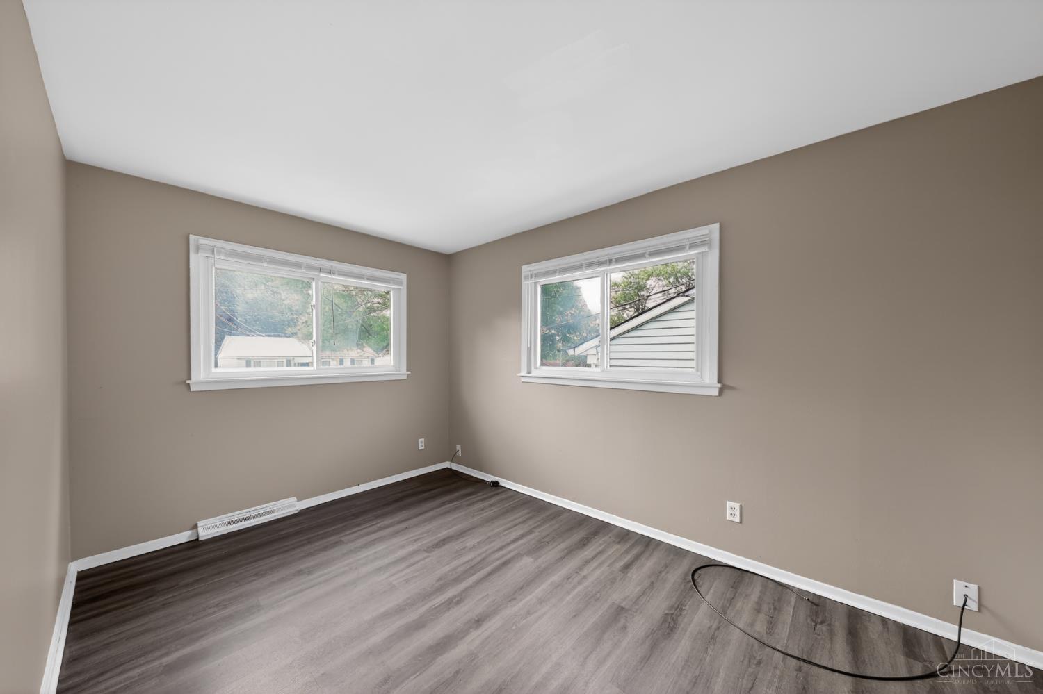 5987 Sunridge Drive Property Photo 21
