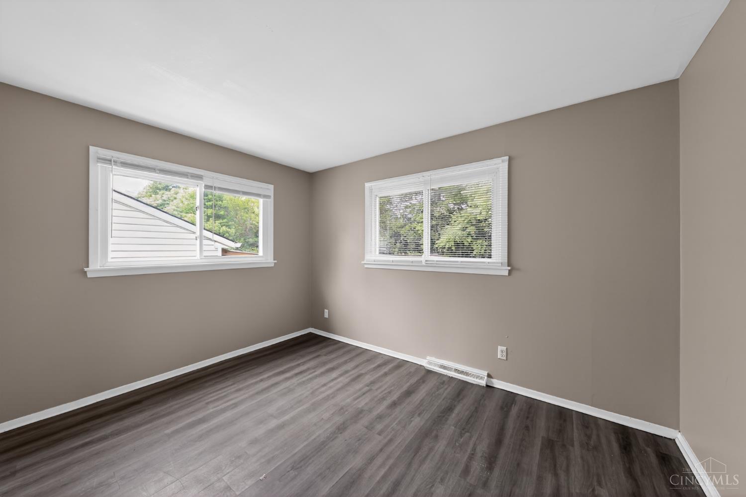 5987 Sunridge Drive Property Photo 22