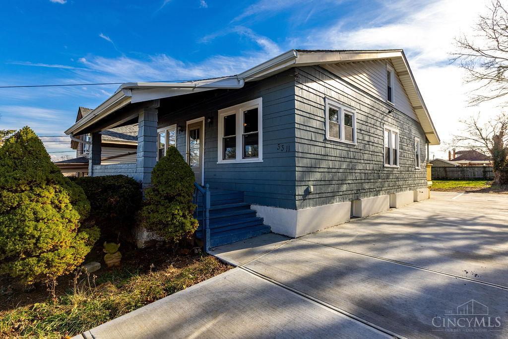 3311 Augusta Avenue Property Photo 2