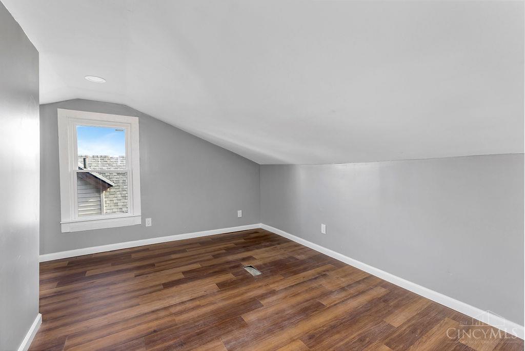 3311 Augusta Avenue Property Photo 18