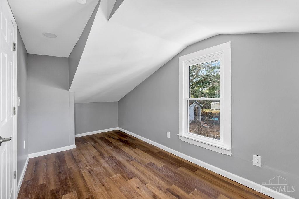 3311 Augusta Avenue Property Photo 20