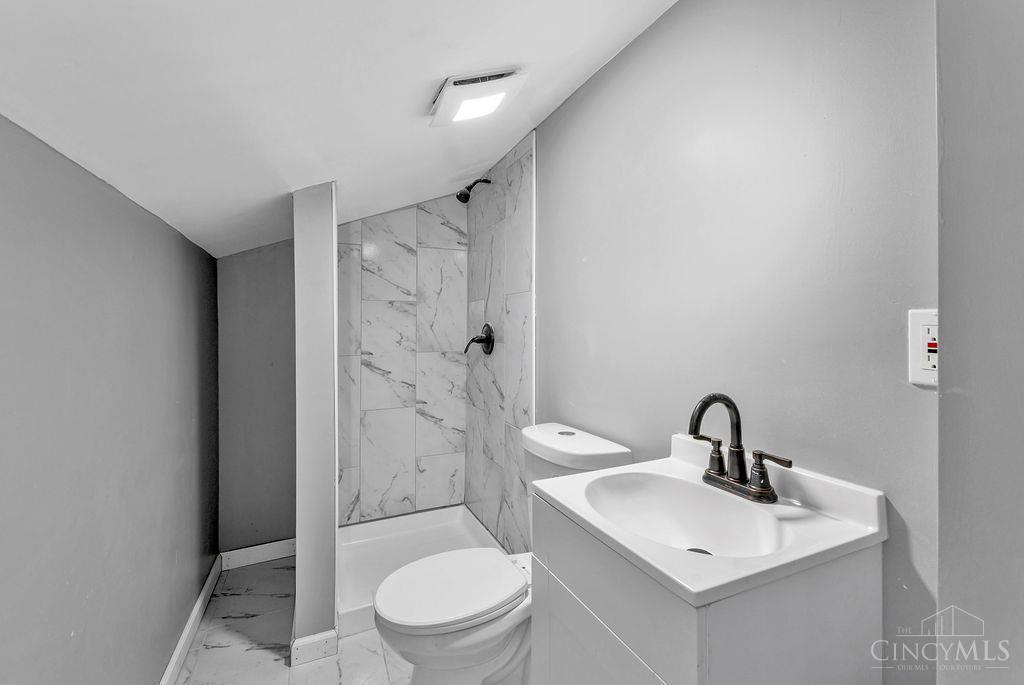 3311 Augusta Avenue Property Photo 21