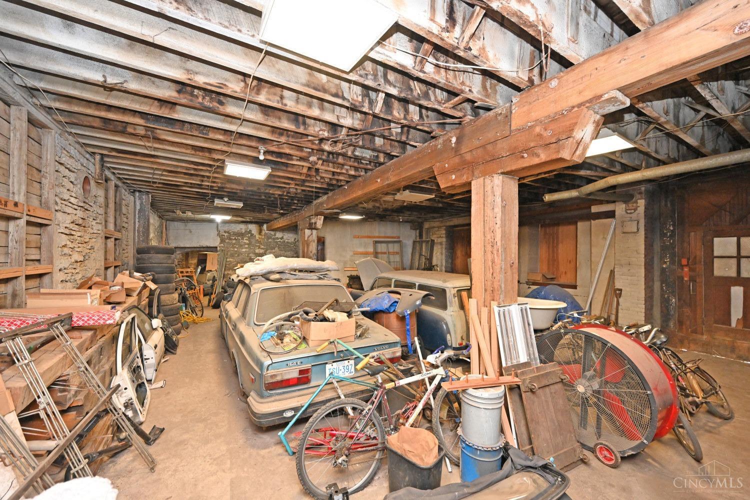 2025 Dunlap Street Property Photo 23