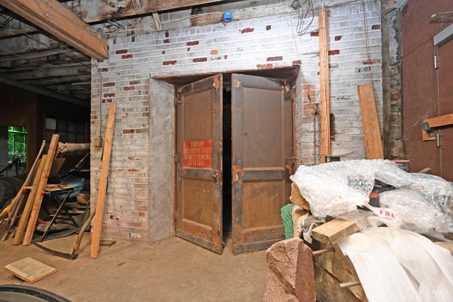 2025 Dunlap Street Property Photo 27